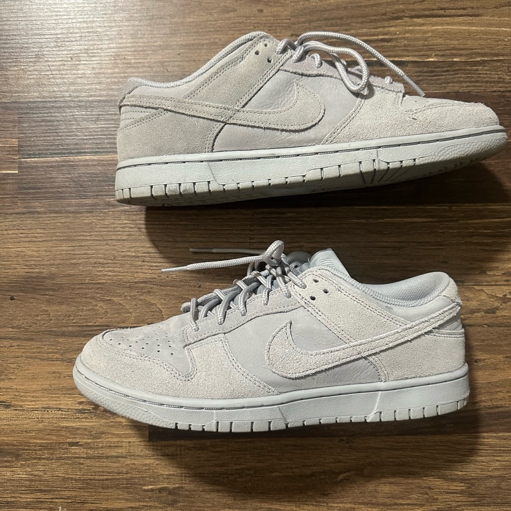 Nike Dunks Gray - image 6